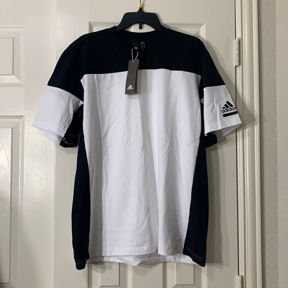 ADIDAS Men’s Tee SHIRT - Size M